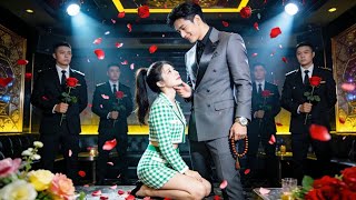 CEO célibe ignoraba mujeres—hasta salvar a mesera drogada. Amor a primera vista.