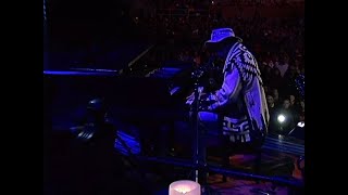 Neil Young - Birds (Live at Farm Aid 2004)