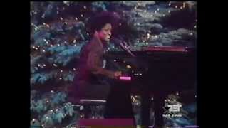 Angie Winans, Kirk Whalum, &amp; Paul Jackson Jr - Away in a Manger