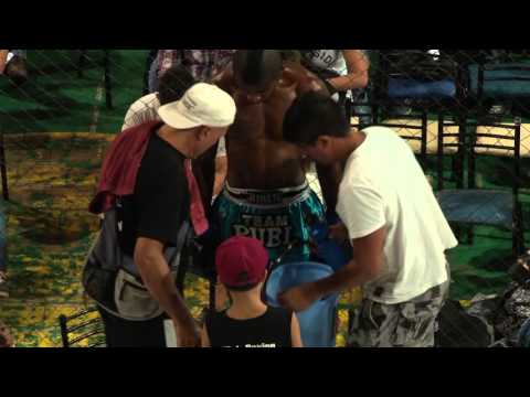 Mati Adaro  vs Leo De Oliveira  Pelea12