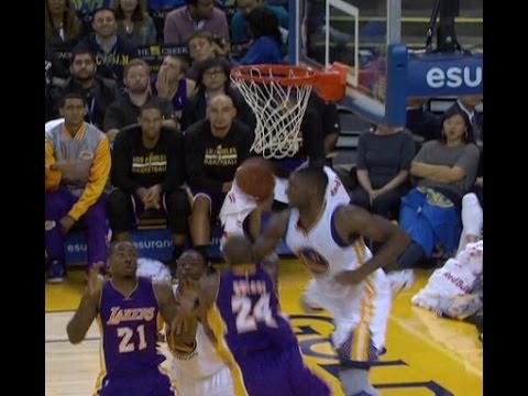 Kobe Bryant hits circus shot (Los Angeles Lakers at Golden State Warriors)
