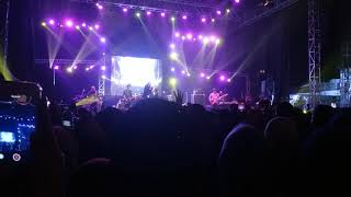 Download lagu Sheila on 7. Seandainya. Sheila on seven live mp3 Download lagu Sheila on 7. Seandainya. Sheila on seven live mp3