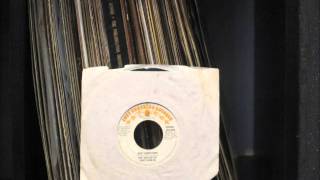 The Voices of East Harlem - Giving Love