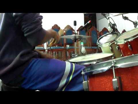 André Valcacio em 7/8 - Drums