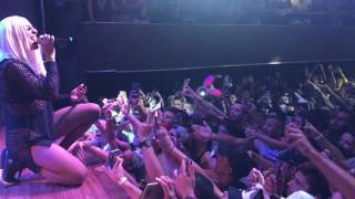 Tara - Pabllo Vittar (Estação Marquês SP) 08/04/2017