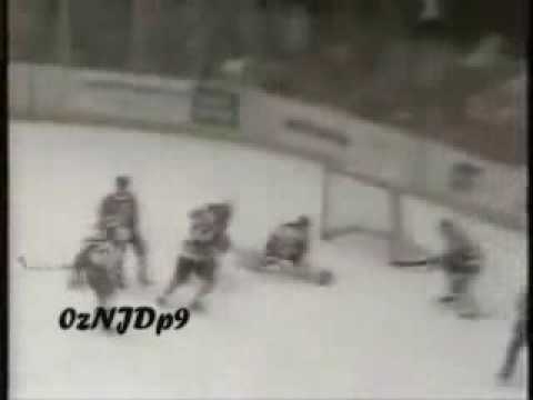 Chris Terreri Amazing Saves vs Blackhawks