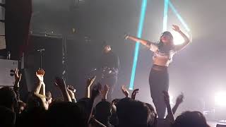 Sleigh Bells - And Saints / AB Machines / Rill Rill (live)