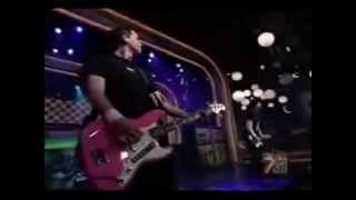 Everytime I Look For You-blink 182(lyrics)