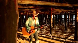 Vinny Fazzari - Hold Me Close Tonight