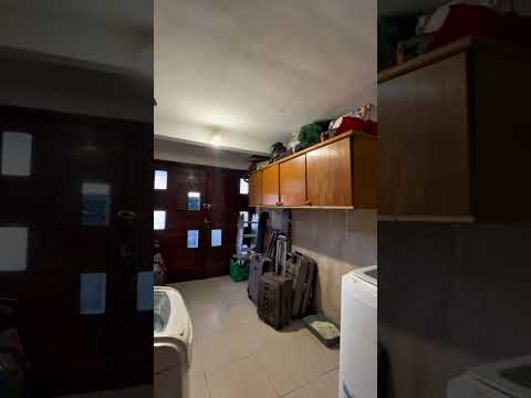 Video de YouTube - Casa en venta c/ cochera en La Blanqueada