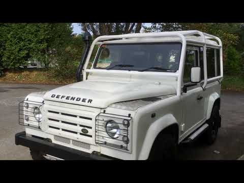 download lagu mp3 mp4 Defender 90 Roll Cage, download lagu Defender 90 Roll Cage gratis, unduh video klip Defender 90 Roll Cage