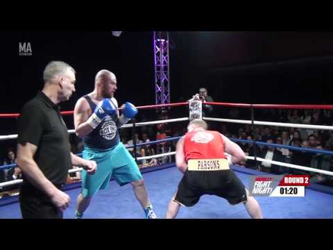 Bromley Fight Night -Frazer James vs Craig Parsons