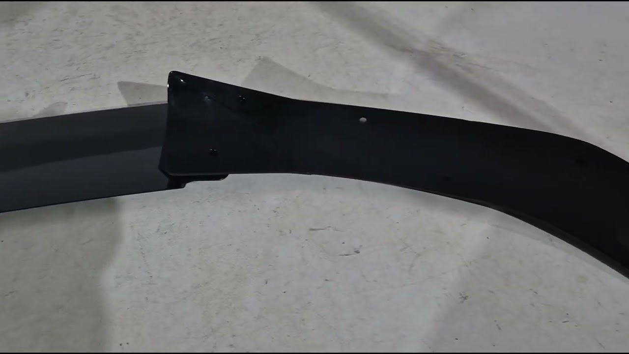 BMW X7 G07 2019– Lip spoiler předního nárazníku Paradigm Black Knight V1 (2018-2022, M-Sport) Video 1
