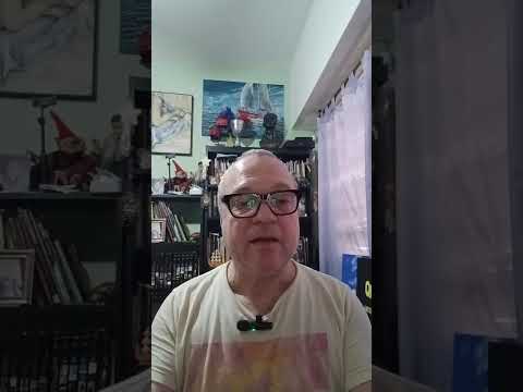 Leyendo poesía en casa. Gustavo Tisocco. Mocoreta Corrientes Reside en CABA. Argentina