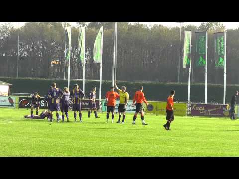 12 nov 2011 VVSB B1 - VV De Meern B1 com 3-3 rode kaart Jari dB