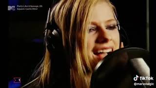 Avril Lavigne: Spongebob SquarePants theme 