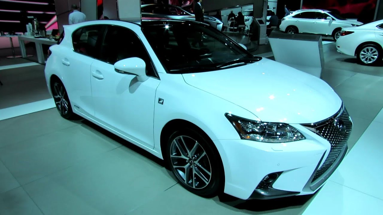 2015 Lexus CT200h F-Sport - Exterior and Interior Walkaround - 2014 Detroit Auto Show