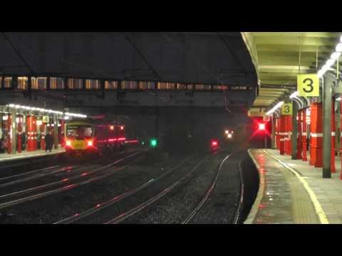86605/86622 4s50 Crewe - Coatbridge liner 18th November 2013