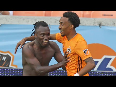 GOAL: Alberth Elis starts and finishes a beautiful counter attack