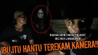 Download lagu CAMPING HOROR HANTU IBU ITU DATANG KELILING DI SAUNG TENGAH MALAM TAK BERDAYA DIA MUNCUL DI KAMERA!! mp3