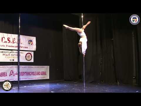 2° posto emergenti under 18 pole dance Nicole Puccio