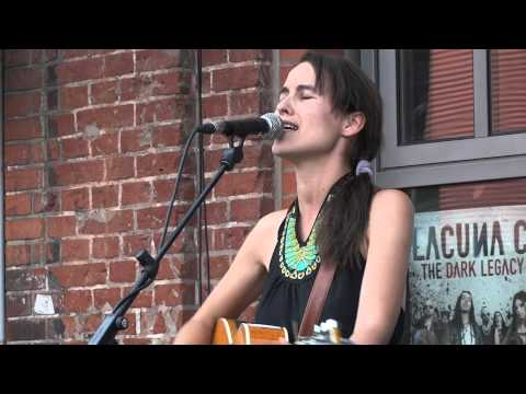 Maike Rosa Vogel - Kein Wort ist wahr - Live @ Knust Acoustics, Hamburg - 08/2012