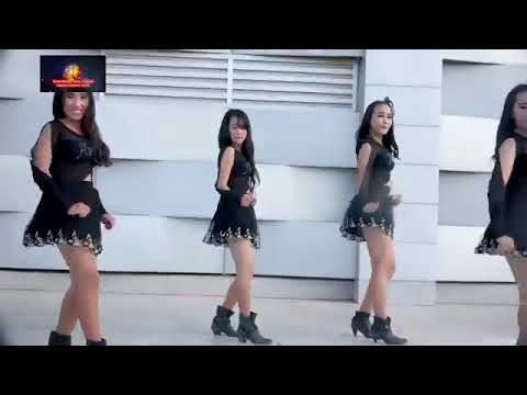 thov yuav koj mus ua niam tsev. Tsheej vwj & Dalee chang