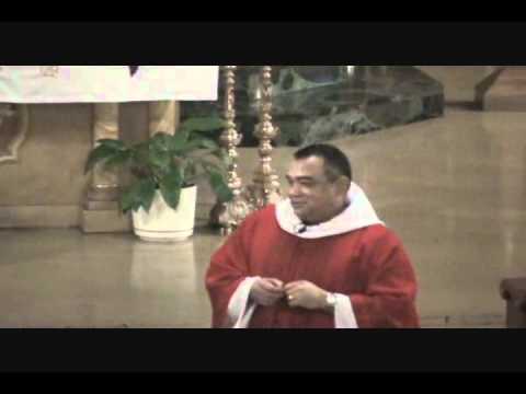 11-21-2010-34th Domingo del Tiempo Ordinario1of2-Father Moises Marin.wmv