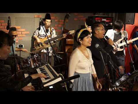 The Jazz Djogets - Dancing All Night | The Music Parlour