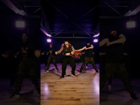 Manuela Oliveira from Groove Zone LA