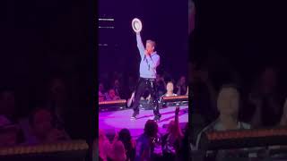 Joey McIntyre dances during the Mixtape Tour 6/2/2022 #iykyktwins #nkotb #joeymcintyre