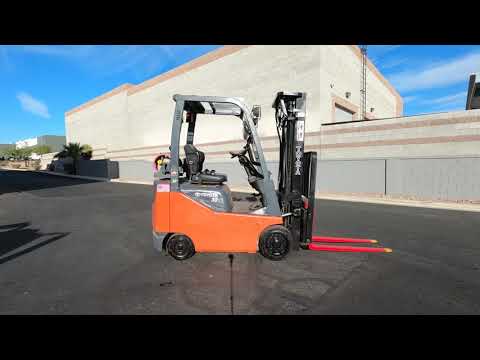 TOYOTA 8-series 8FGCU15 3,000lb LP (Propane) #5573 - Forklift for Sale