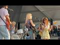 Silver Lining (Rilo Kiley cover) - Jenny Lewis & Hayley Williams (Newport Folk Festival 2026)(4KHDR)