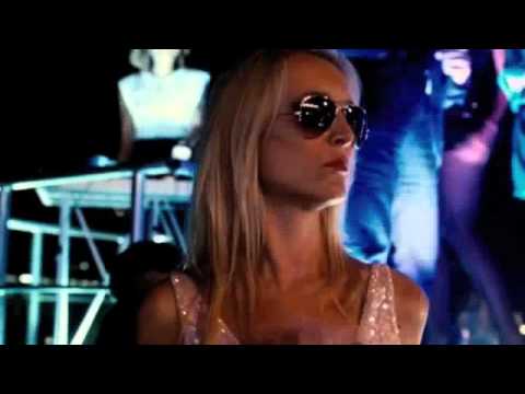 "Far l’Amore" in La Grande Bellezza, Bob Sinclar & Raffaella Carra