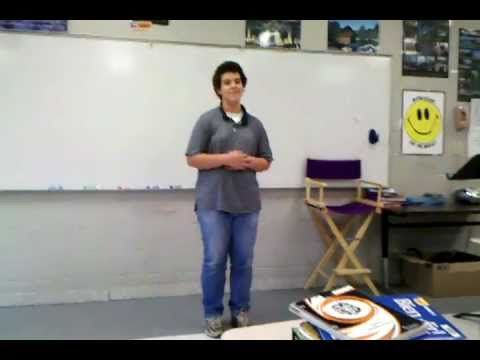 Kareem singing "Non je ne regrette rien"