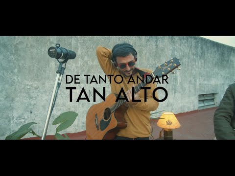 Bochi Búsico ft. Lxs Limones - De Tanto Andar Tan Alto (Live Session)