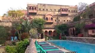 preview picture of video 'Neemrana Fort Palace'