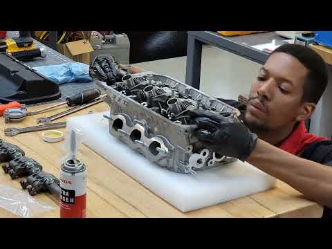 J32 OE+ Performance Engine Build Time-lapse