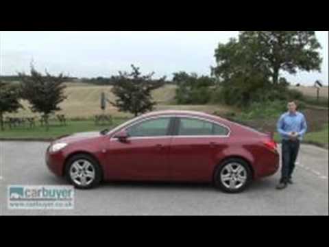 opel insignia trunk space