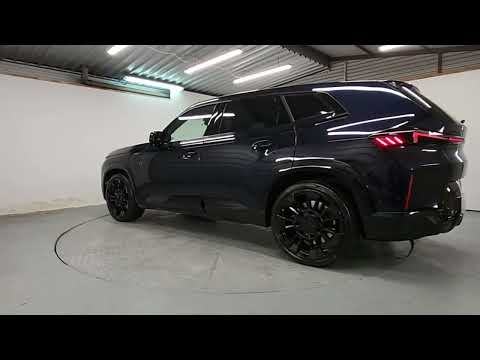 BMW XM 50e - Image 2