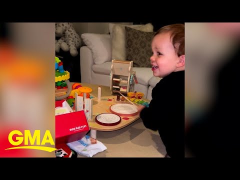 David Foster and Katharine McPhee’s toddler performs epic drum solo using chopsticks l GMA