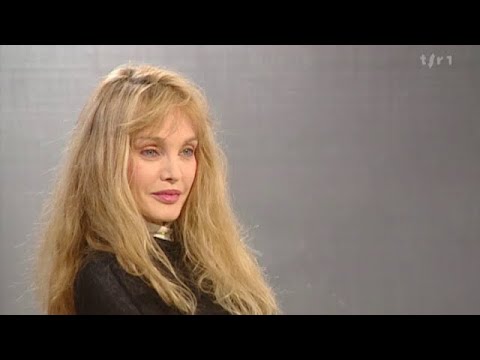 Arielle Dombasle - RTS Pardonnez-moi: interview by Darius Rochebin (October 3, 2010)