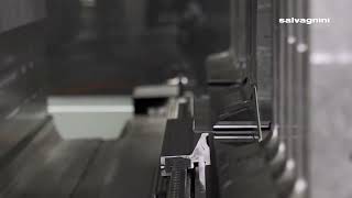 Salvagnini panel bender  P2 automatically bends a BBQ part