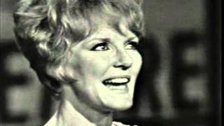 Petula Clark - Downtown (1965)