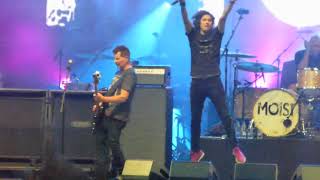 Moist - Resurrection (Live @ Festival d&#39;été de Québec)
