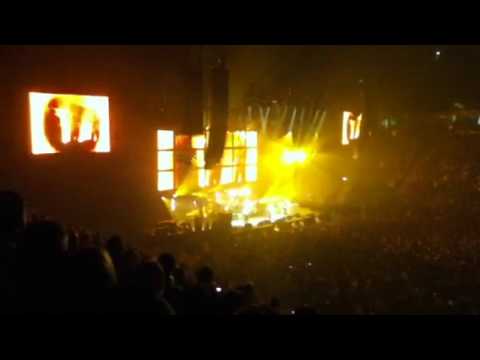 Noel Gallagher's High Flying Birds - Dream On 13/2/2012