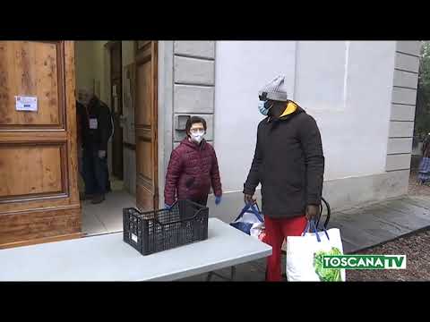 2021-01-30 FIRENZE - DISTRIBUZIONE PACCHI ALIMENTARI ALLA CHIESA DEL ROMITO