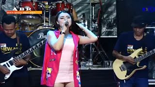 Download lagu Risa Amelia Gerimis melanda Hati mp3