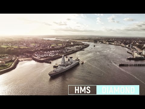 DJi Mini 2 drone 4k - HMS Diamond leaving Port of Tyne.