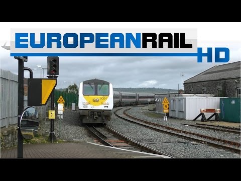 Iarnród Éireann Irish Rail 201 loco 207 + MK3 EGV Van + De Dietrich 9004 departs Drogheda Station